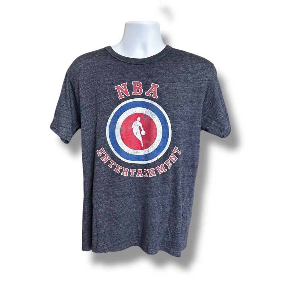 League Classic Fit T-Shirt Round NBA Entertainment Graphic T-shirt Gray Large
